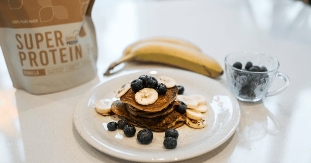 Vegaaniset Super Proteins tuotteet maistuvat erinomaiselle, niissä on miellyttävä suutuntuma ja ne sisältävät paljon proteiinia sekä välttämättömiä aminohappoja.